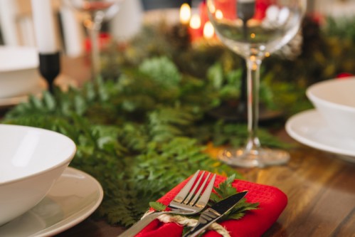 TIPS FOR HEALTHY EATING DURING THE HOLIDAYS