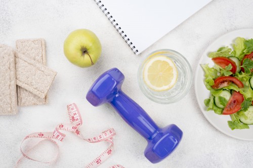 10 HABITS TO TAKE CARE OF PHYSICAL AND MENTAL HEALTH 