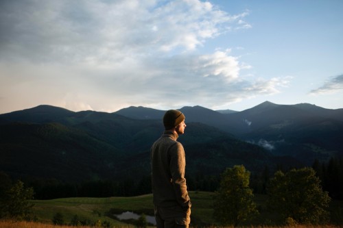 THE WISDOM OF REINTERPRETING THE PAST: A TOOL FOR PERSONAL EVOLUTION